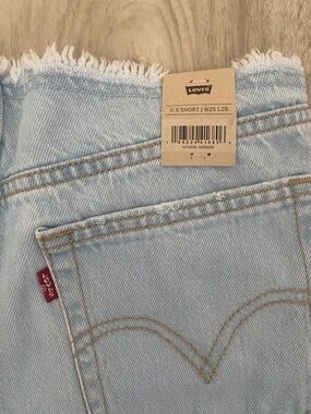 Levi's Light Blue Frayed waist Denim jeans 0 short 25 x 28 wedge straight